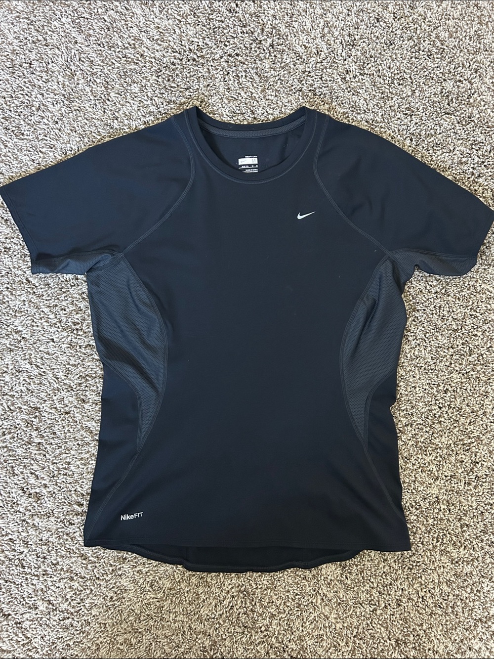 Vintage Nike FIT DRY Short Sleeve Athletic Tee | Black | Size M